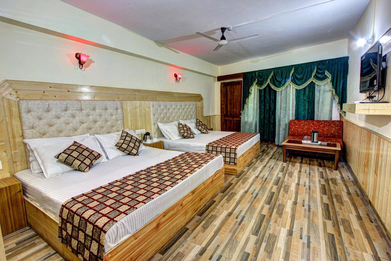 Hotel Highway Inn Manāli Esterno foto